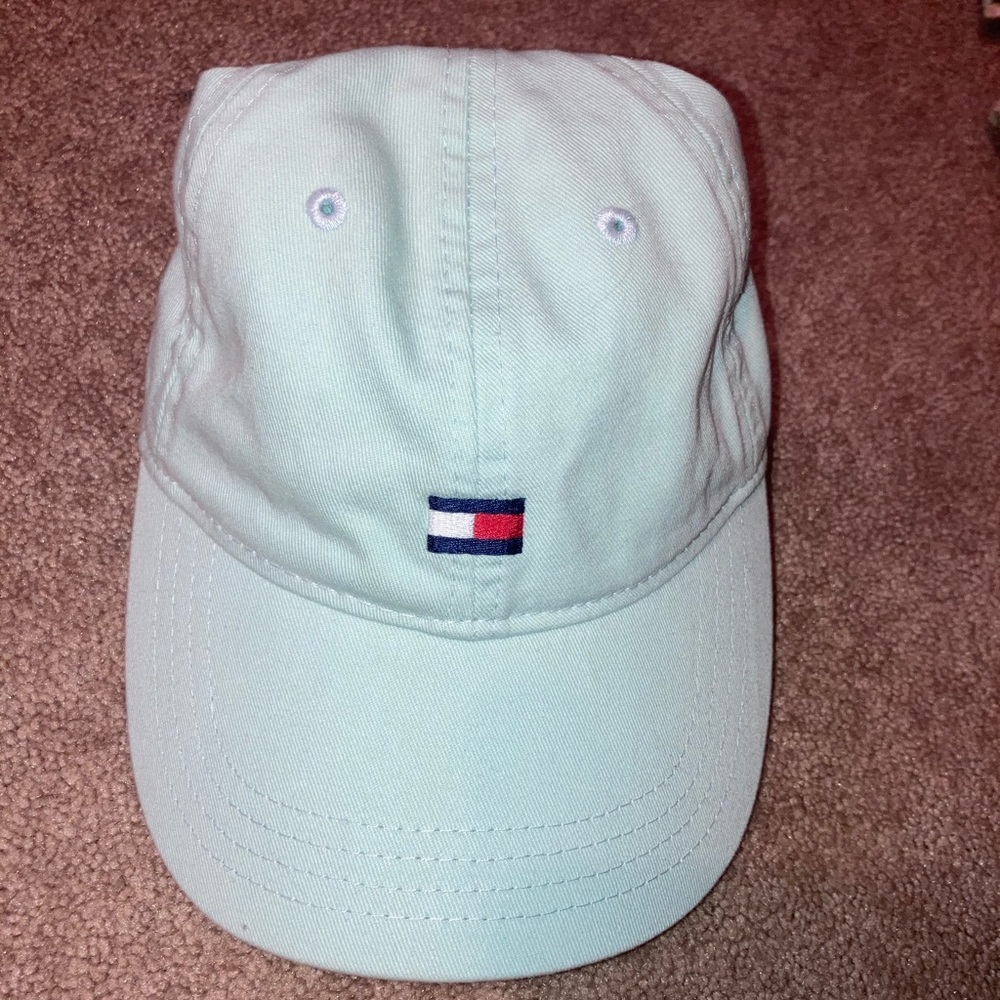 NWOT Tommy Hilfiger Women’s Hat, One Size
